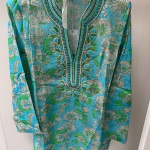 Bella Tu Floral Embroidered Tunic